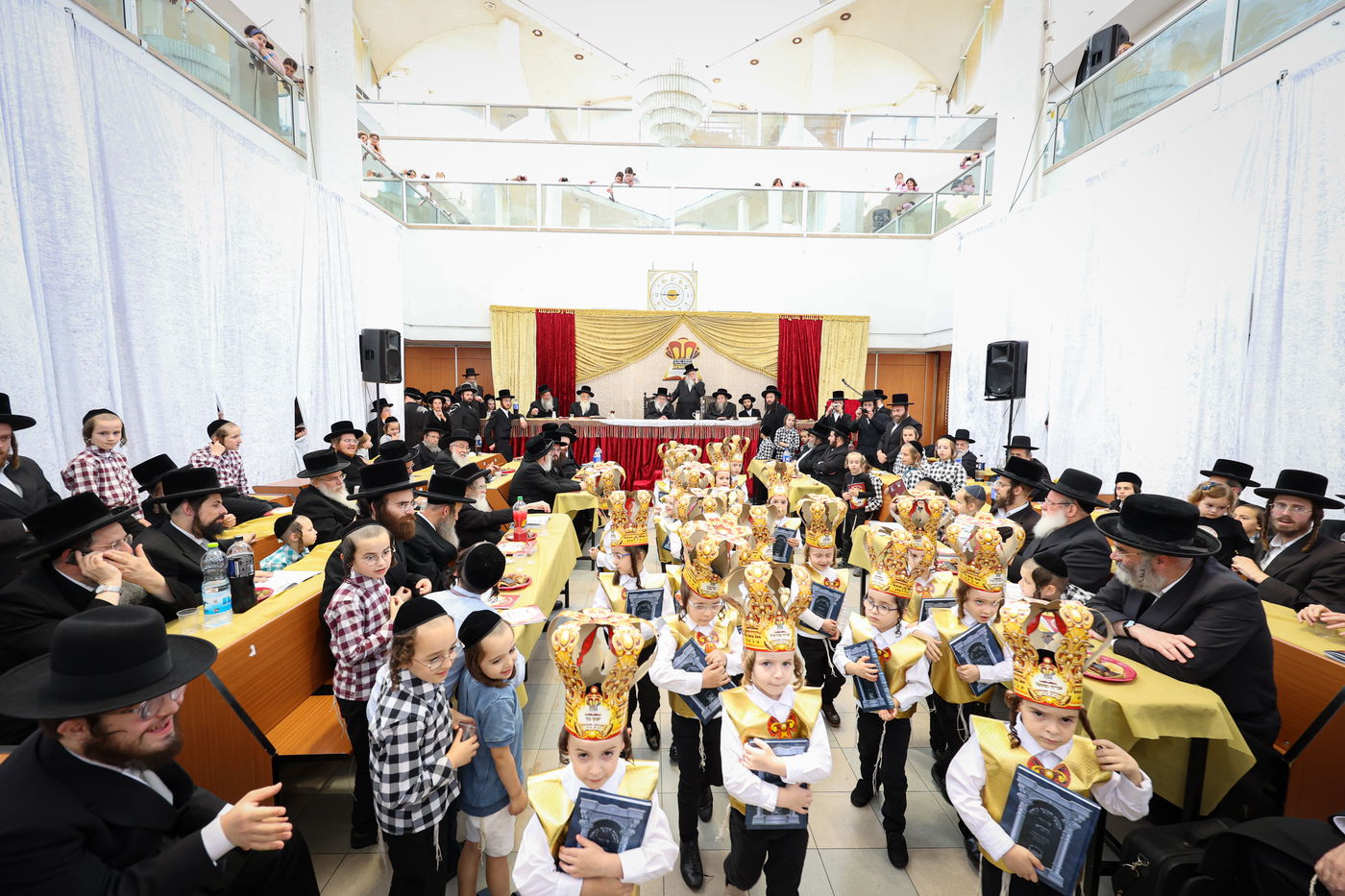 מסיבת חומש בתלמוד תורה נדבורנה