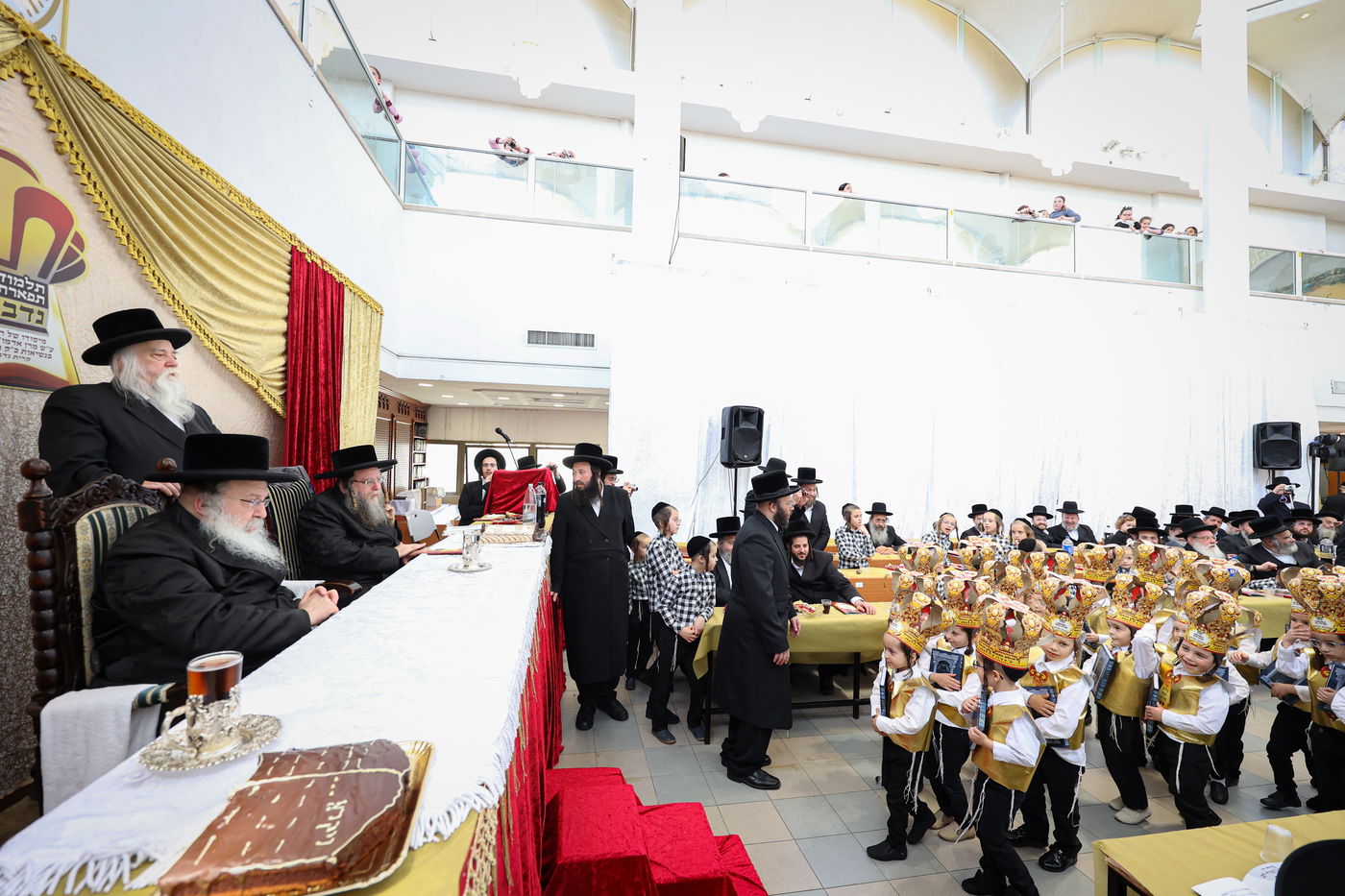 מסיבת חומש בתלמוד תורה נדבורנה