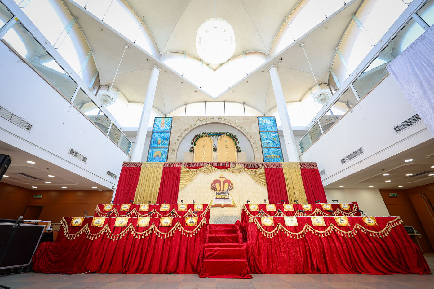 מסיבת חומש בתלמוד תורה נדבורנה