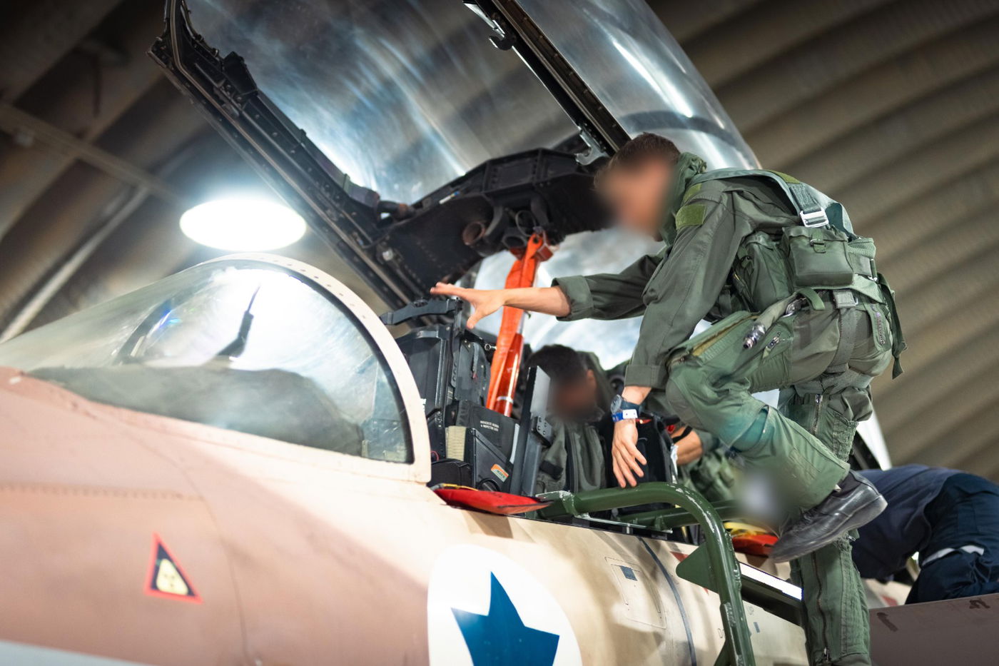 המראת מטוסי הקרב של חיל האוויר לקראת התקיפות