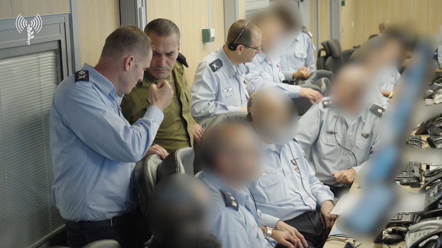 הרמטכ"ל זמיר עם לוחמי חיל האוויר