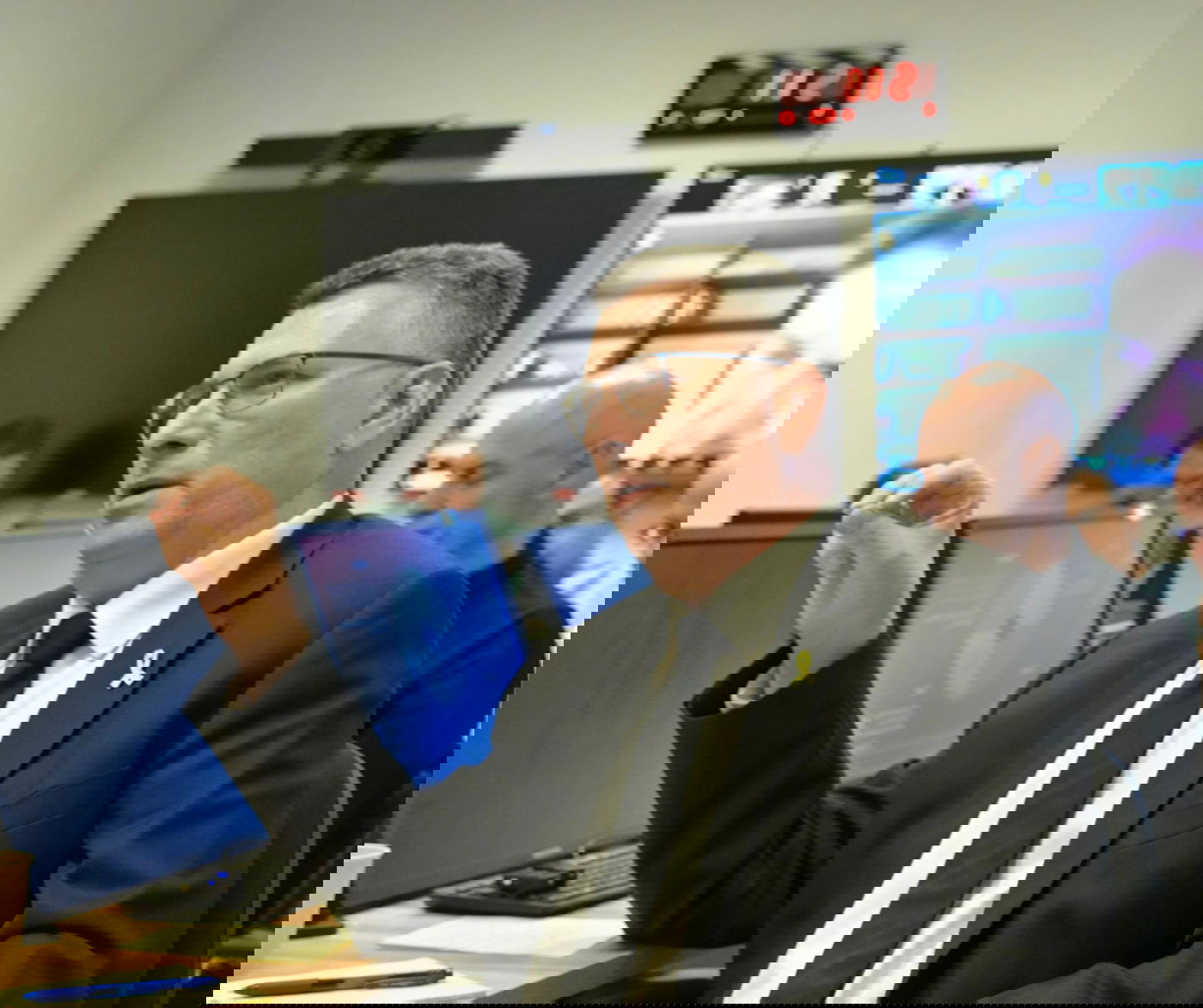 שר החוץ היום בתדרוך