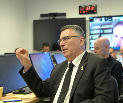 שר החוץ היום בתדרוך