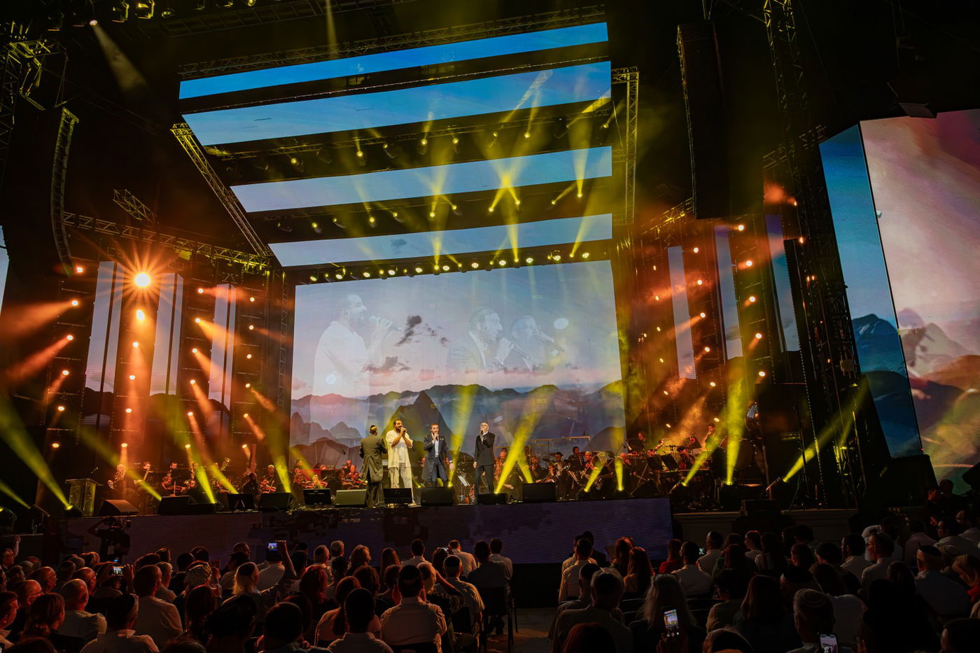 חסידות בקלאס - מופע המוזיקה המושקע והיקר בישראל במוזיקה החסידית והיהודית