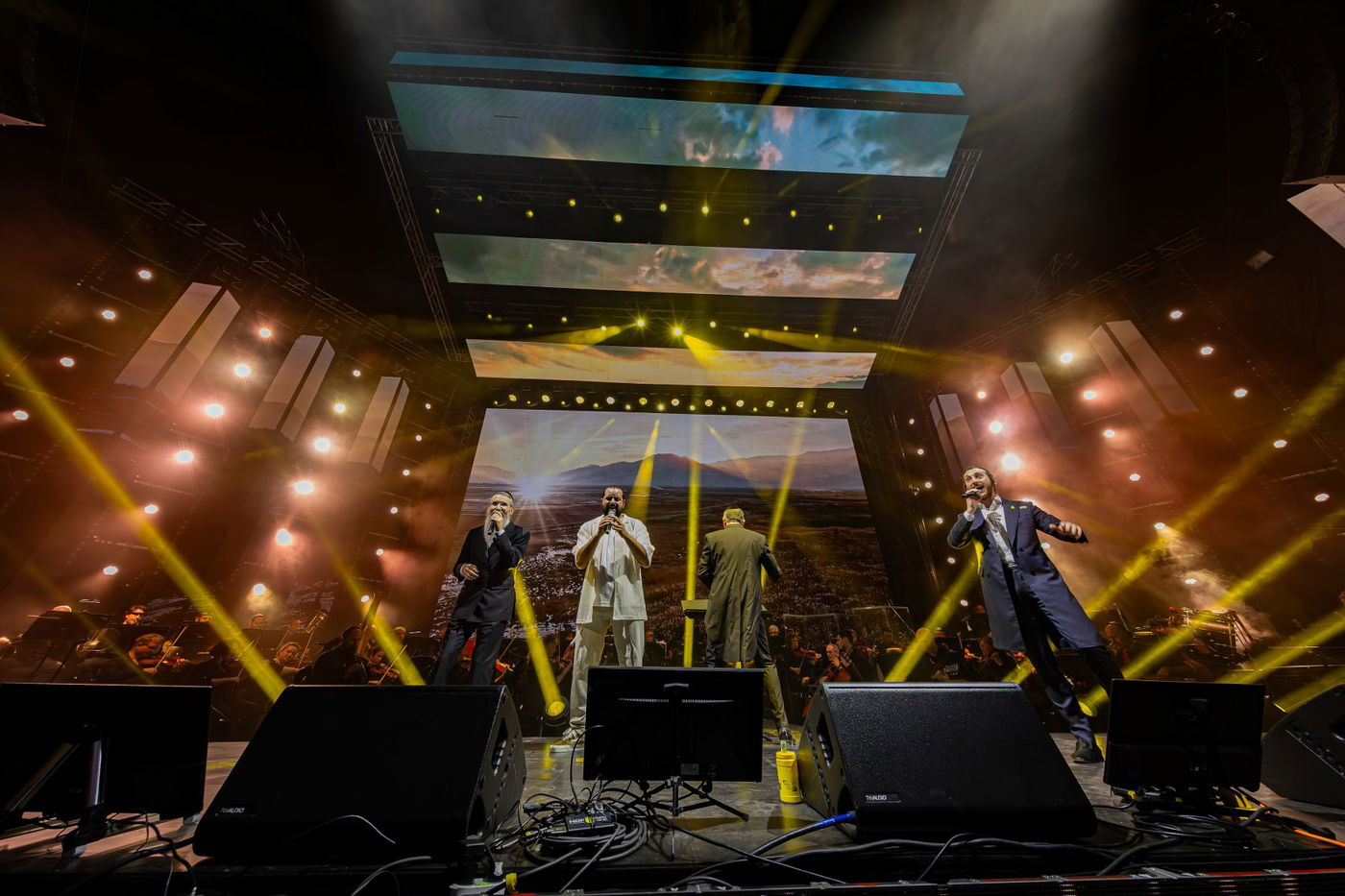 חסידות בקלאס - מופע המוזיקה המושקע והיקר בישראל במוזיקה החסידית והיהודית