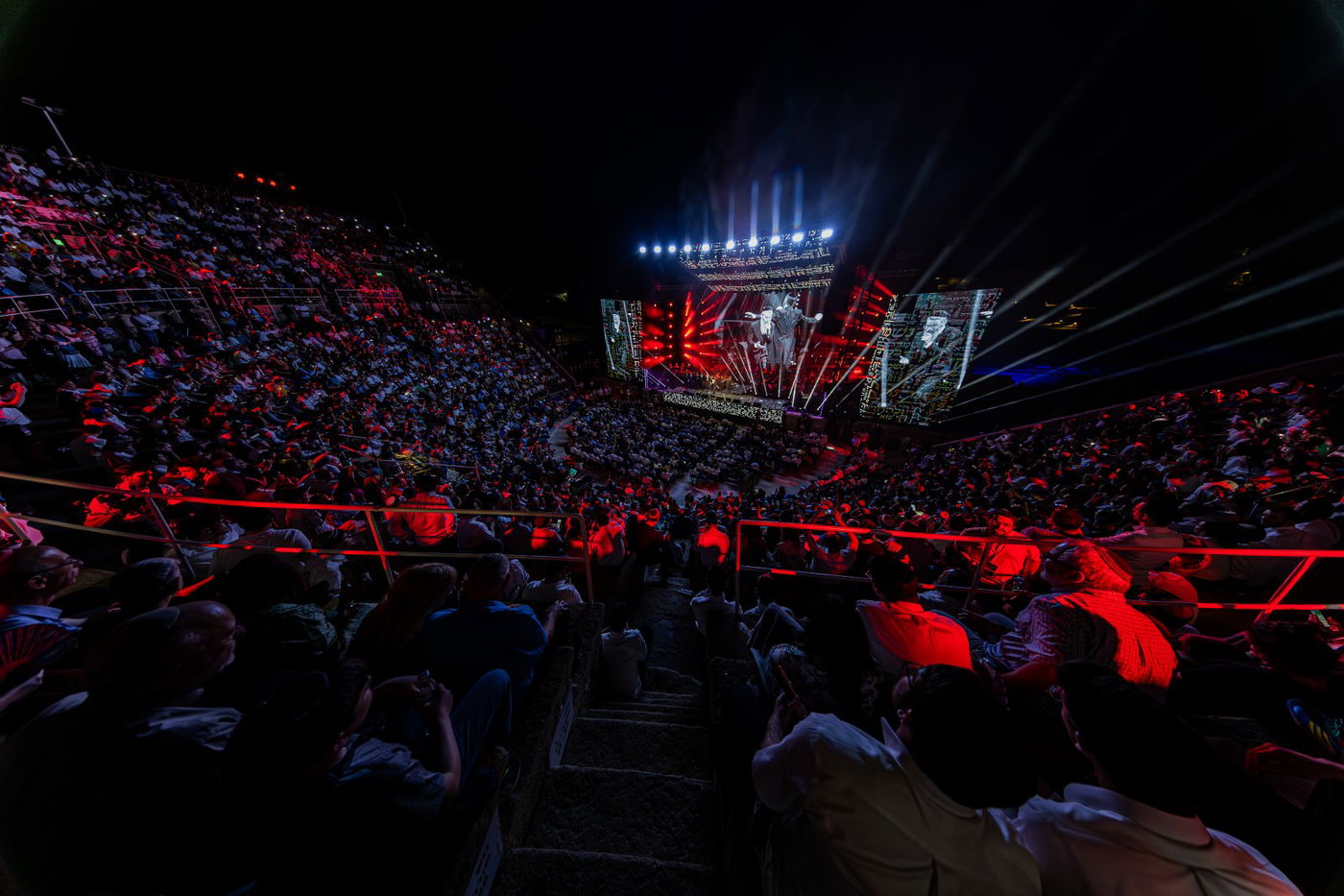 חסידות בקלאס - מופע המוזיקה המושקע והיקר בישראל במוזיקה החסידית והיהודית