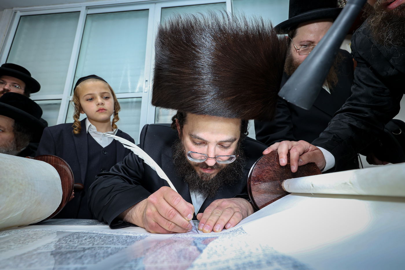 הכנסת ס"ת לישיבת אלכסנדר