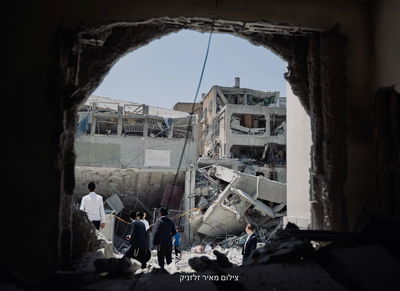 ההרס בזירת הנפילה בבני ברק, הבוקר