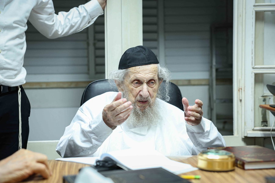 הגר"ד לנדו