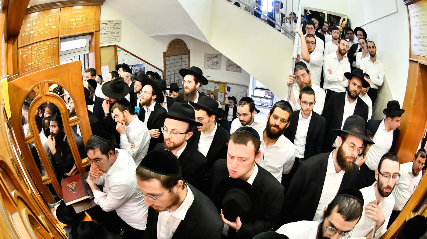 עצרת תפילה והתעוררות בישיבת מיר