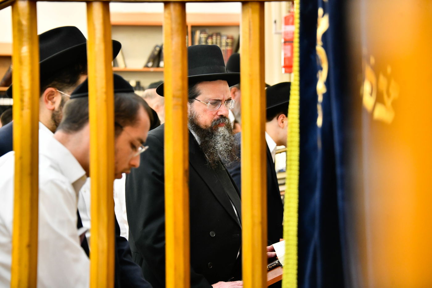 עצרת תפילה והתעוררות בישיבת מיר