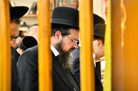 ראש ישיבת מיר בעצרת תפילה והתעוררות בישיבת מיר