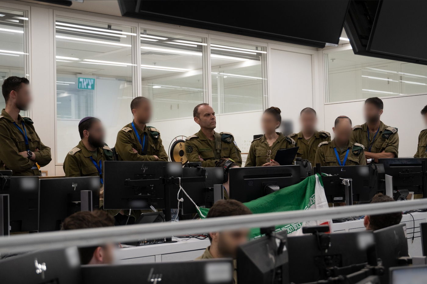 ראש אגף המודיעין, אלוף שלומי בינדר ביקר בבסיסי אגף המודיעין