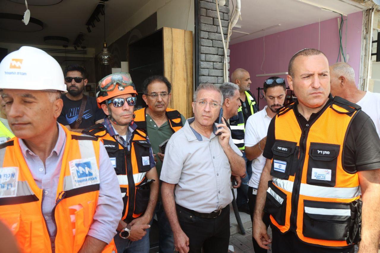 מנכ"ל חברת חשמל בשטח