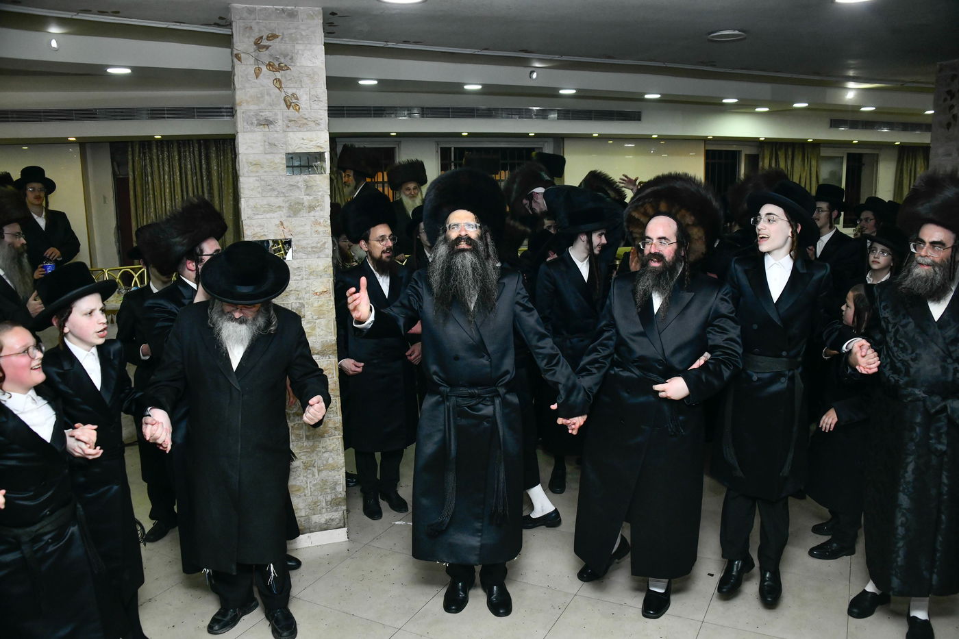 שמחת בית מעליץ - האלמין - סטריקוב ירושלים