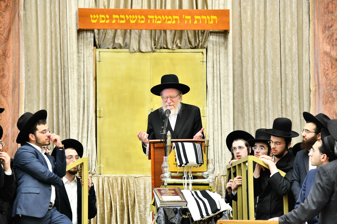 מסע הלוויית הגאון רבי ישראל סוקל זצ"ל 