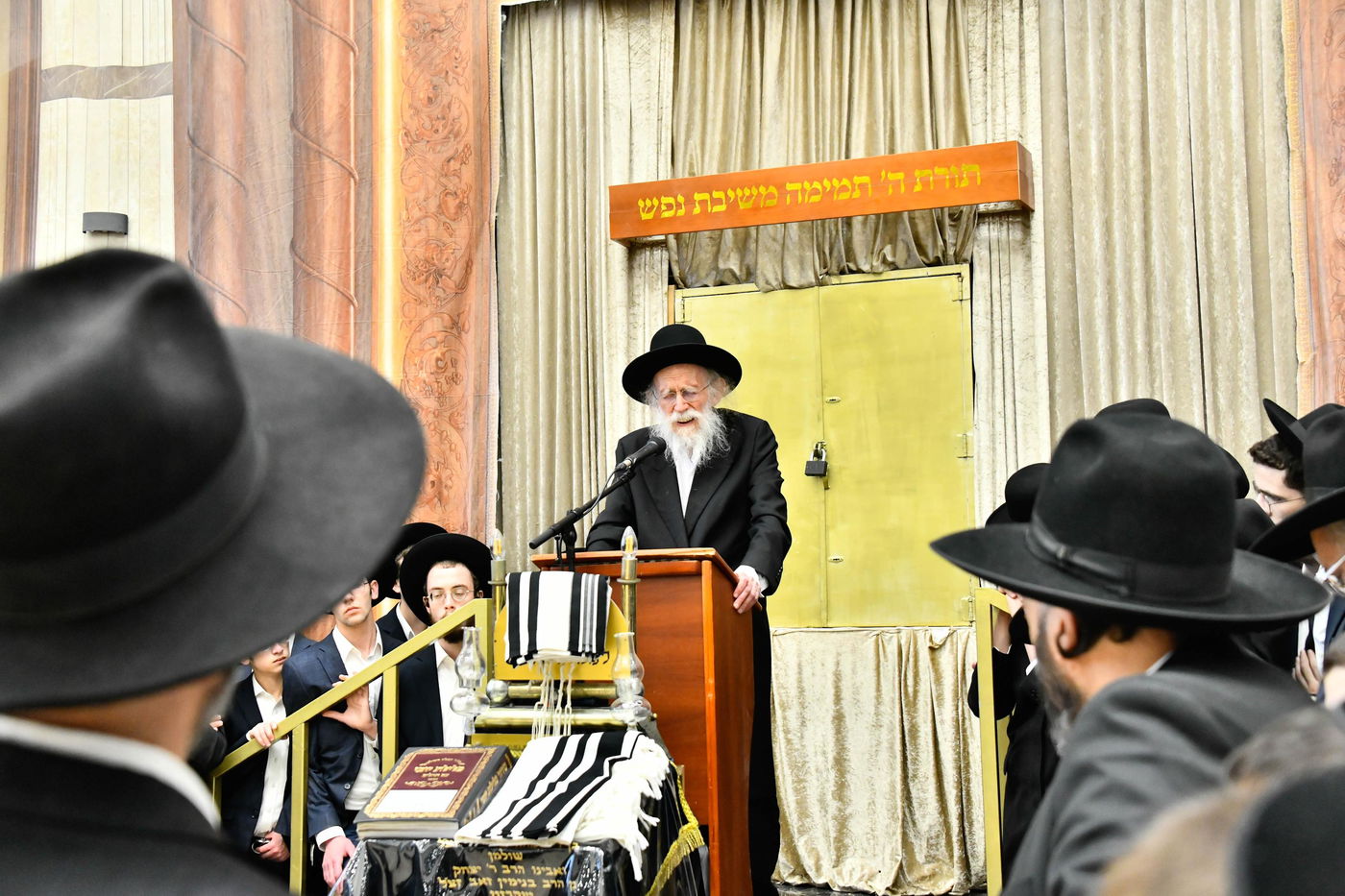 מסע הלוויית הגאון רבי ישראל סוקל זצ"ל 