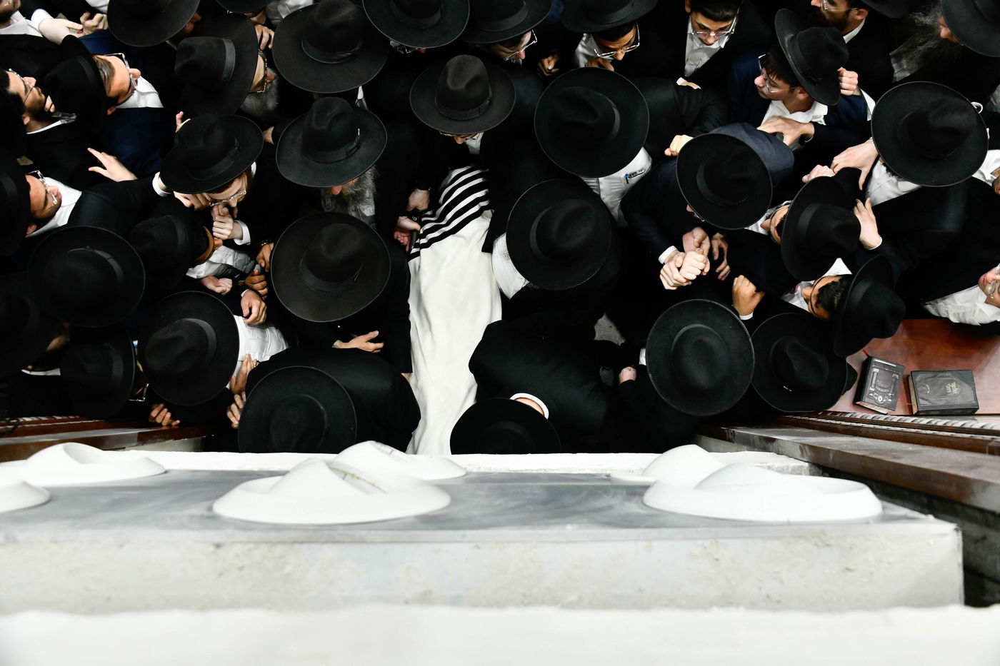 מסע הלוויית הגאון רבי ישראל סוקל זצ"ל 