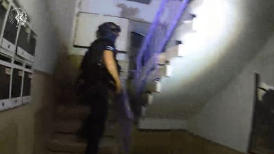 "יש פה מישהו?!" | הדקות הראשונות אחרי נפילת הטיל בבת ים