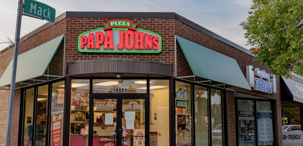 סניף פאפה ג'ונס בסמוך לפנטגון