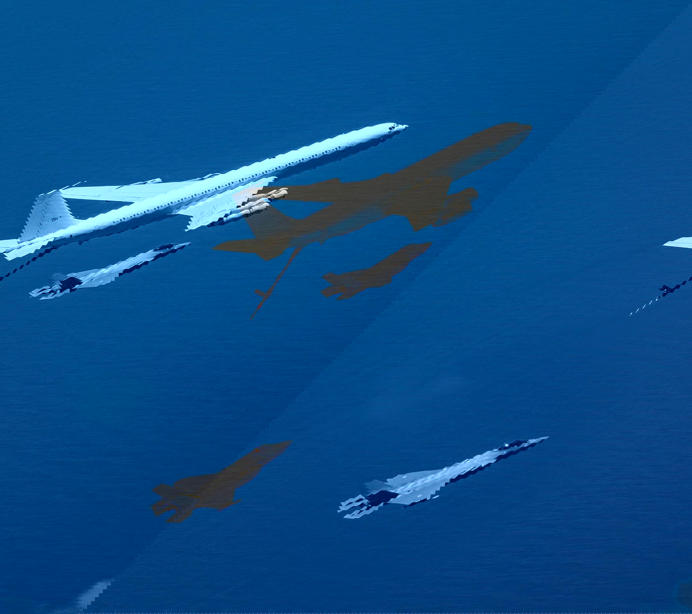 תיעוד תדלוק מטוסי הקרב של חיל האוויר