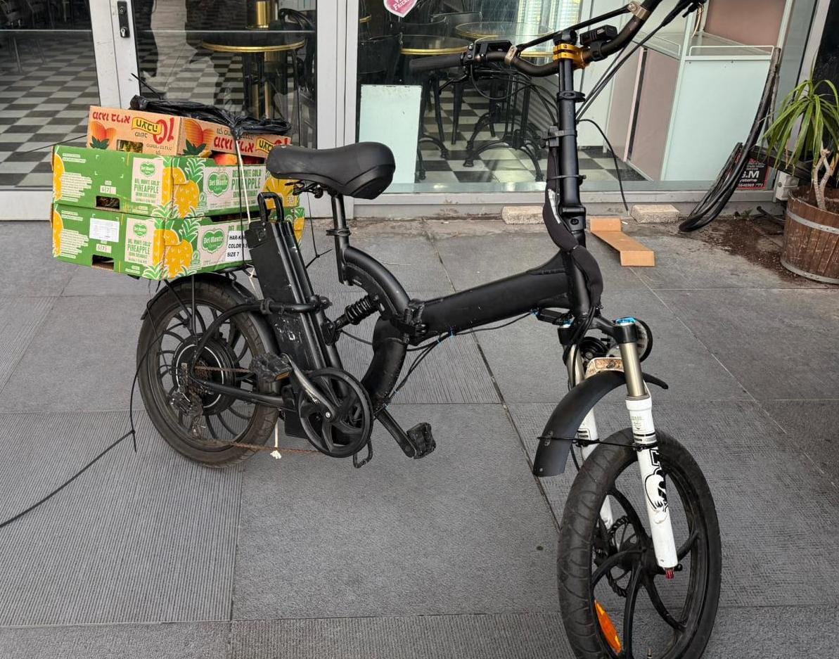 האופנוע החשמלי שעמו הגיעו החשודים