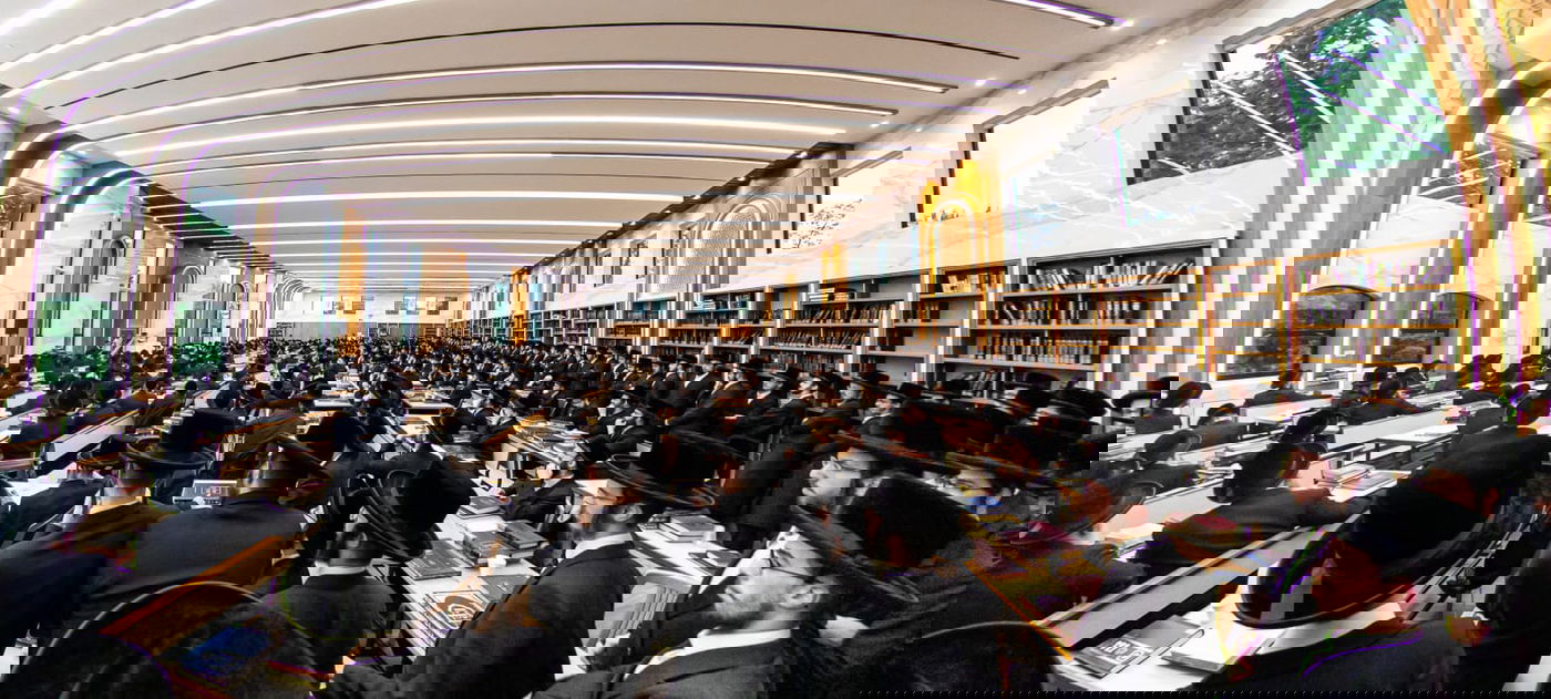 שיעור וביקור היסטורי של הראש"ל הגר"י יוסף בעיירה סקווירא | תיעוד מיוחד 