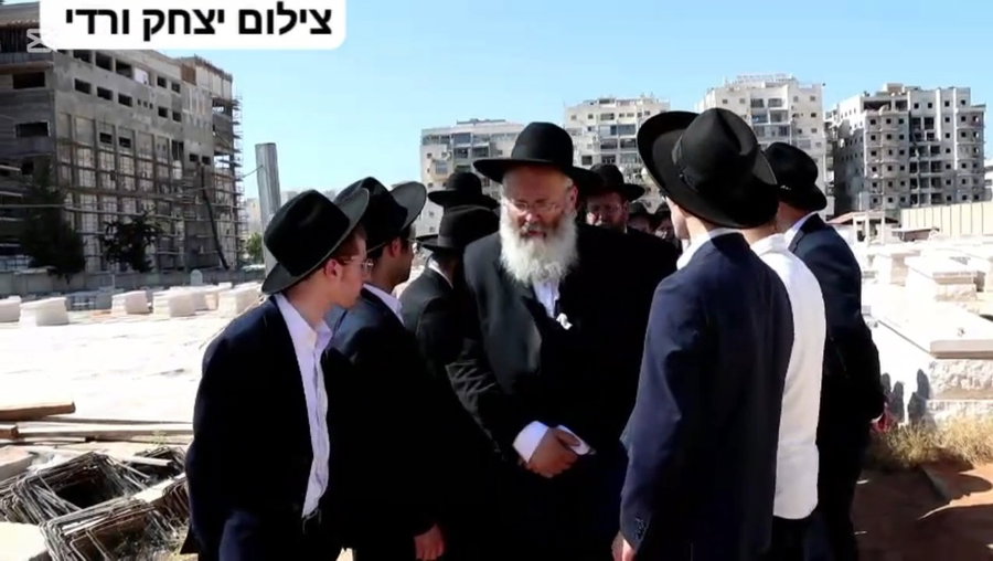 הלוויית הגאון ר' אליעזר דן דרבקין זצ"ל