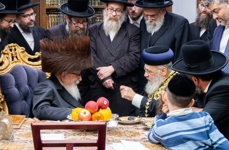 הראש"ל במעונו של האדמו"ר מסקווירא