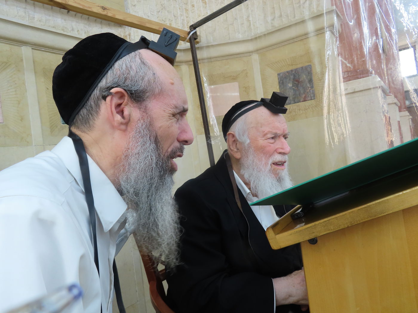 הגאון רבי יצחק זילברשטיין בימי המלחמה בכולל 'בית דוד' ברמת אלחנן