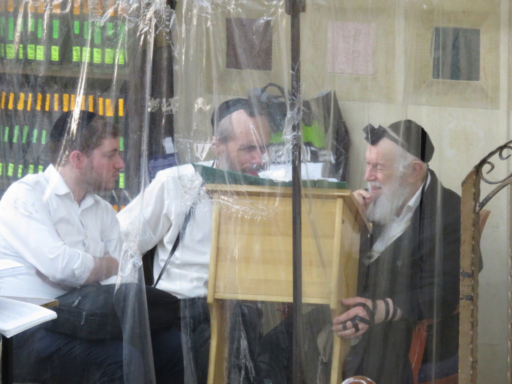 הגאון רבי יצחק זילברשטיין בימי המלחמה בכולל 'בית דוד' ברמת אלחנן