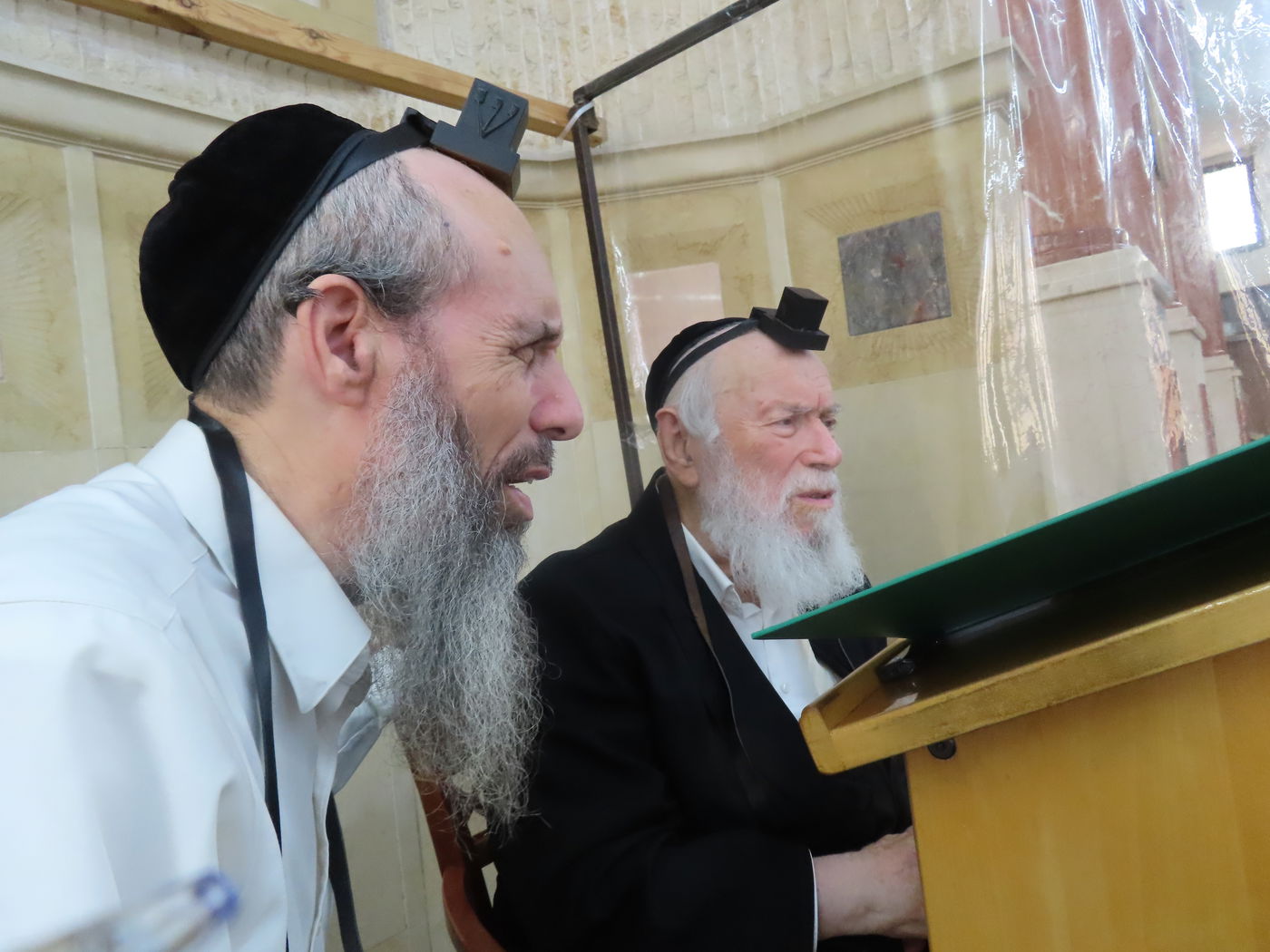 הגאון רבי יצחק זילברשטיין בימי המלחמה בכולל 'בית דוד' ברמת אלחנן