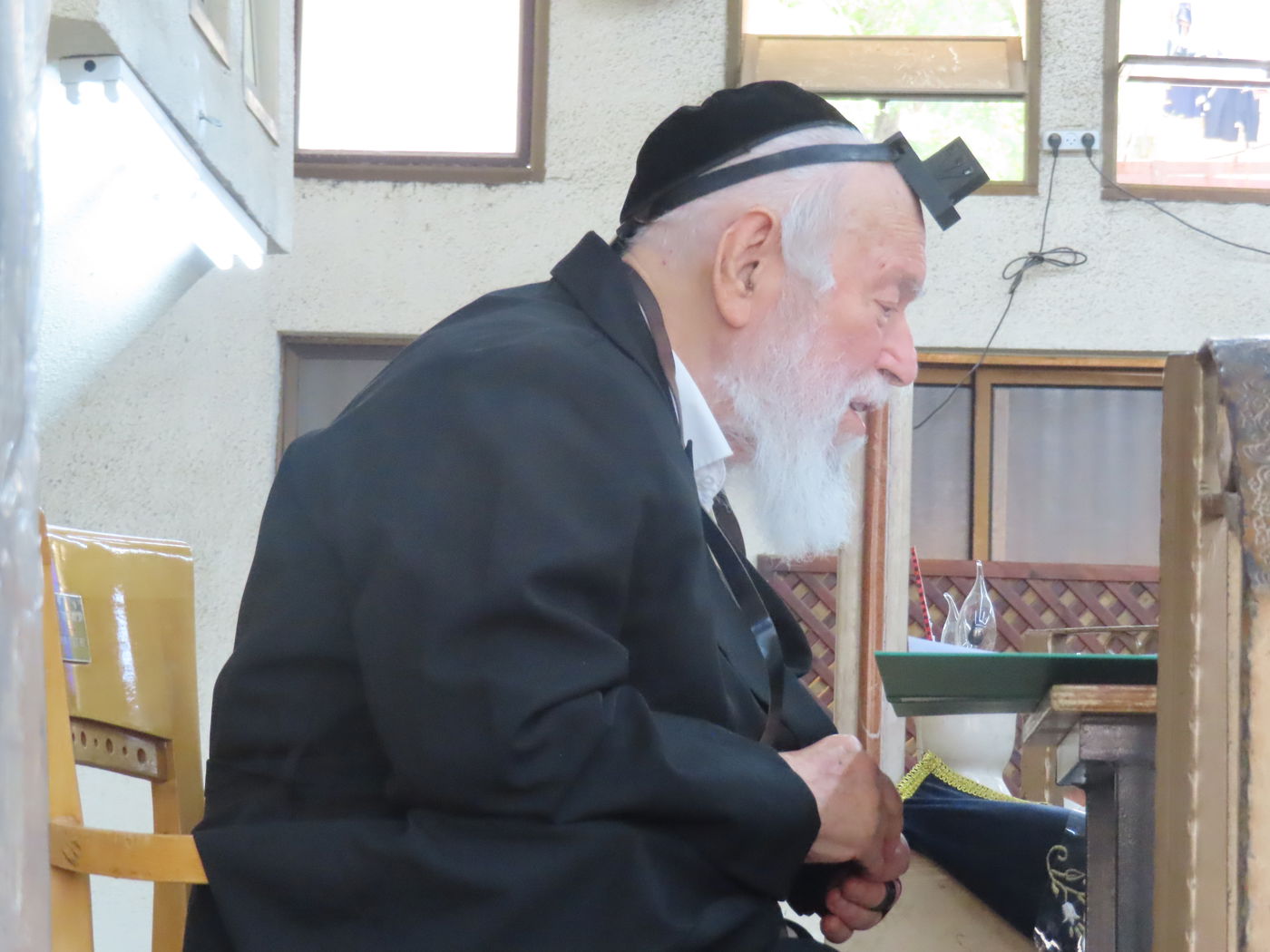 הגאון רבי יצחק זילברשטיין בימי המלחמה בכולל 'בית דוד' ברמת אלחנן