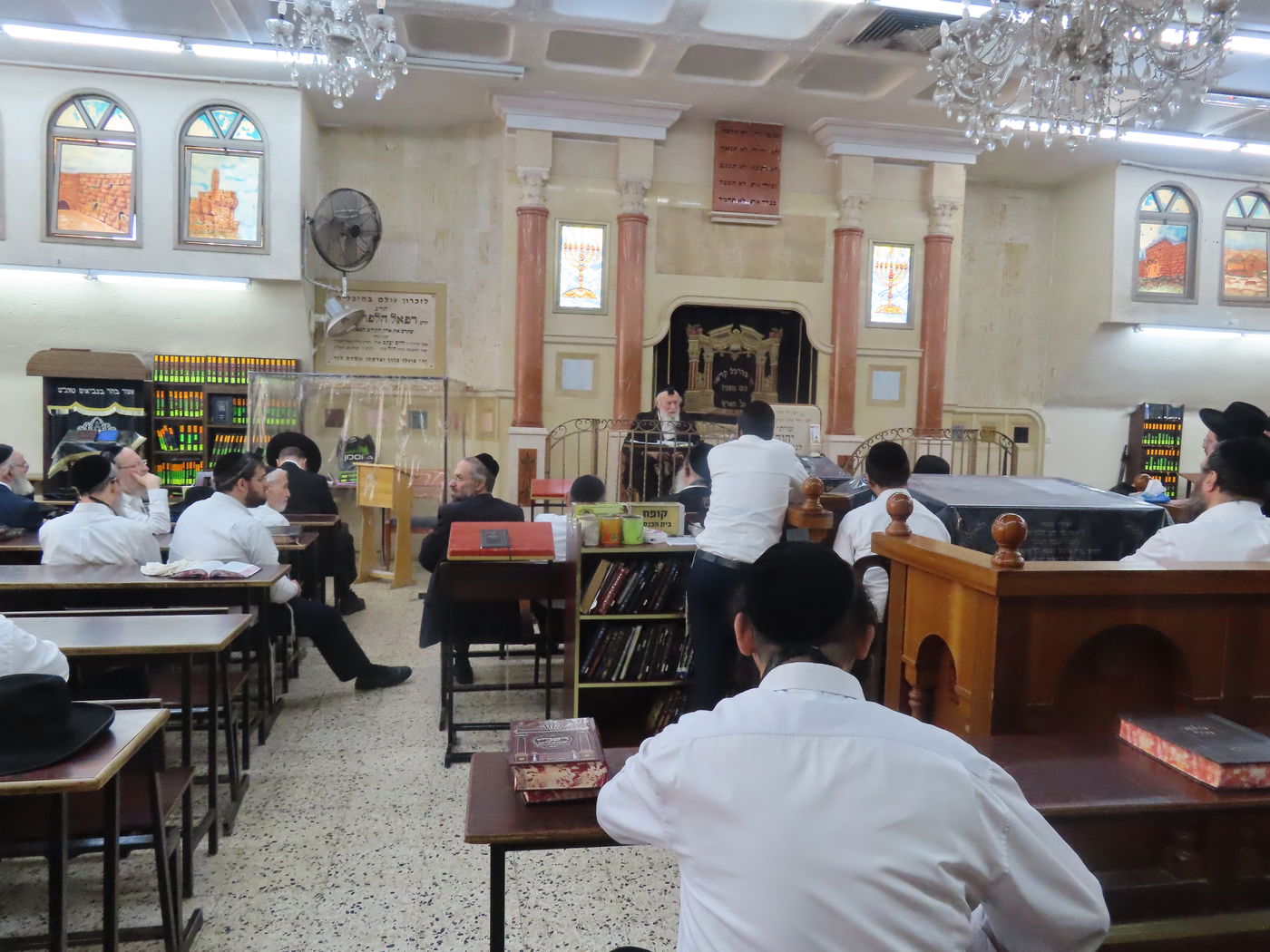 הגאון רבי יצחק זילברשטיין בימי המלחמה בכולל 'בית דוד' ברמת אלחנן