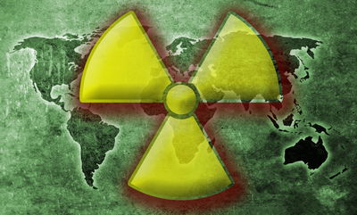 סימן הנשק הגרעיני על גבי מפת העולם