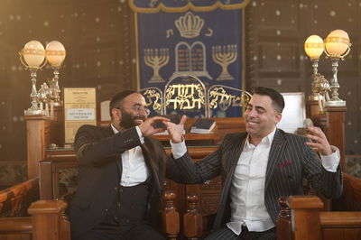 אופיר סלומון ואלחנן משמרתי במחרוזת: "שבת מנוחה"