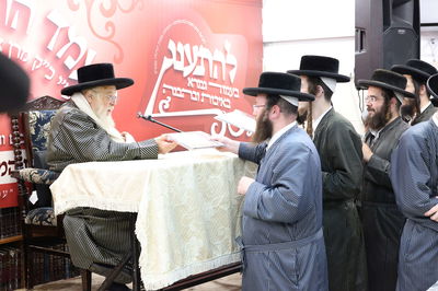 מעמד "הרבצת תורה" בתולדות אהרן 