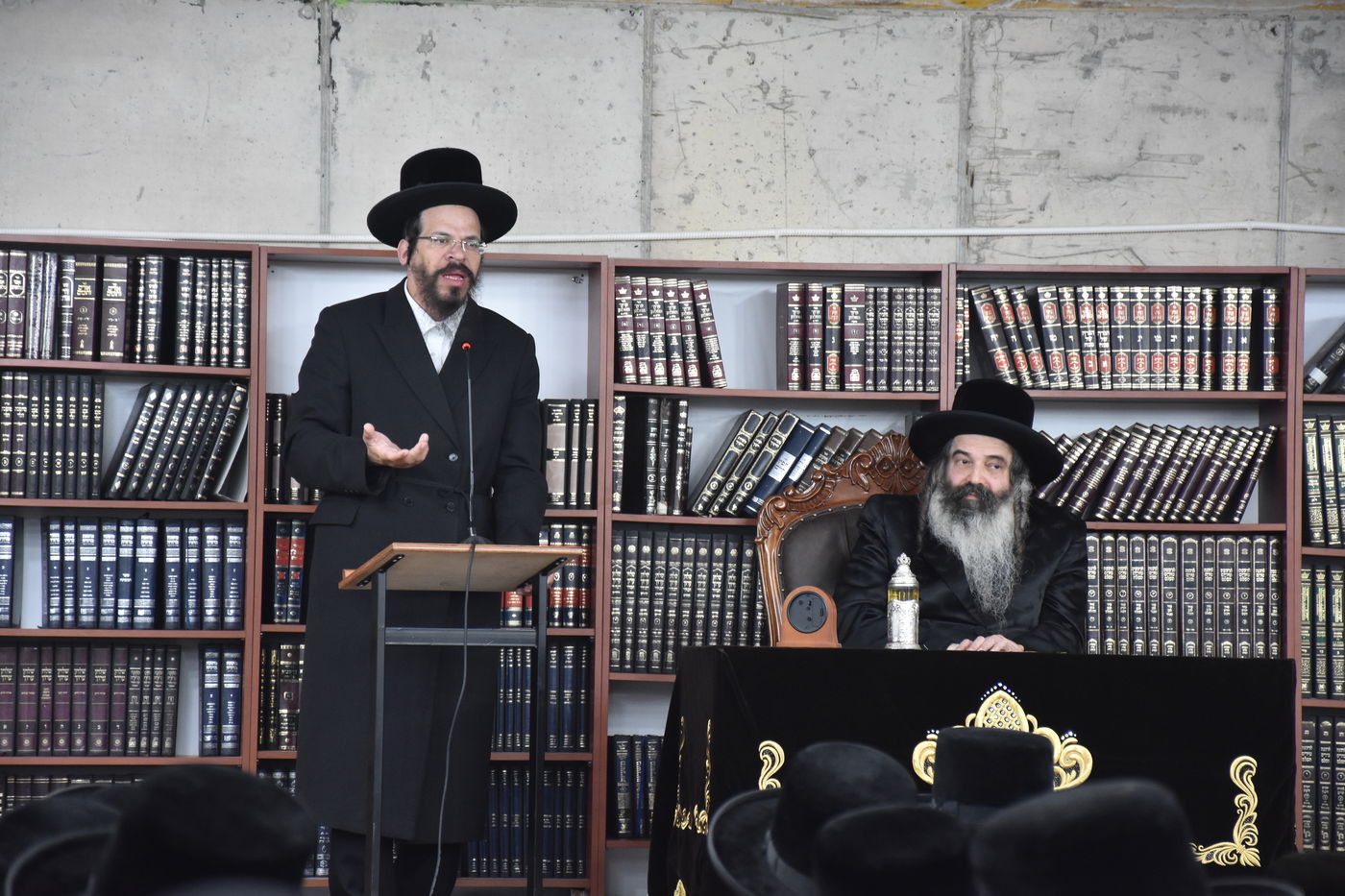 כינוס "וַתְּלַמְּדֵם" בחצר הקודש זוטשקא