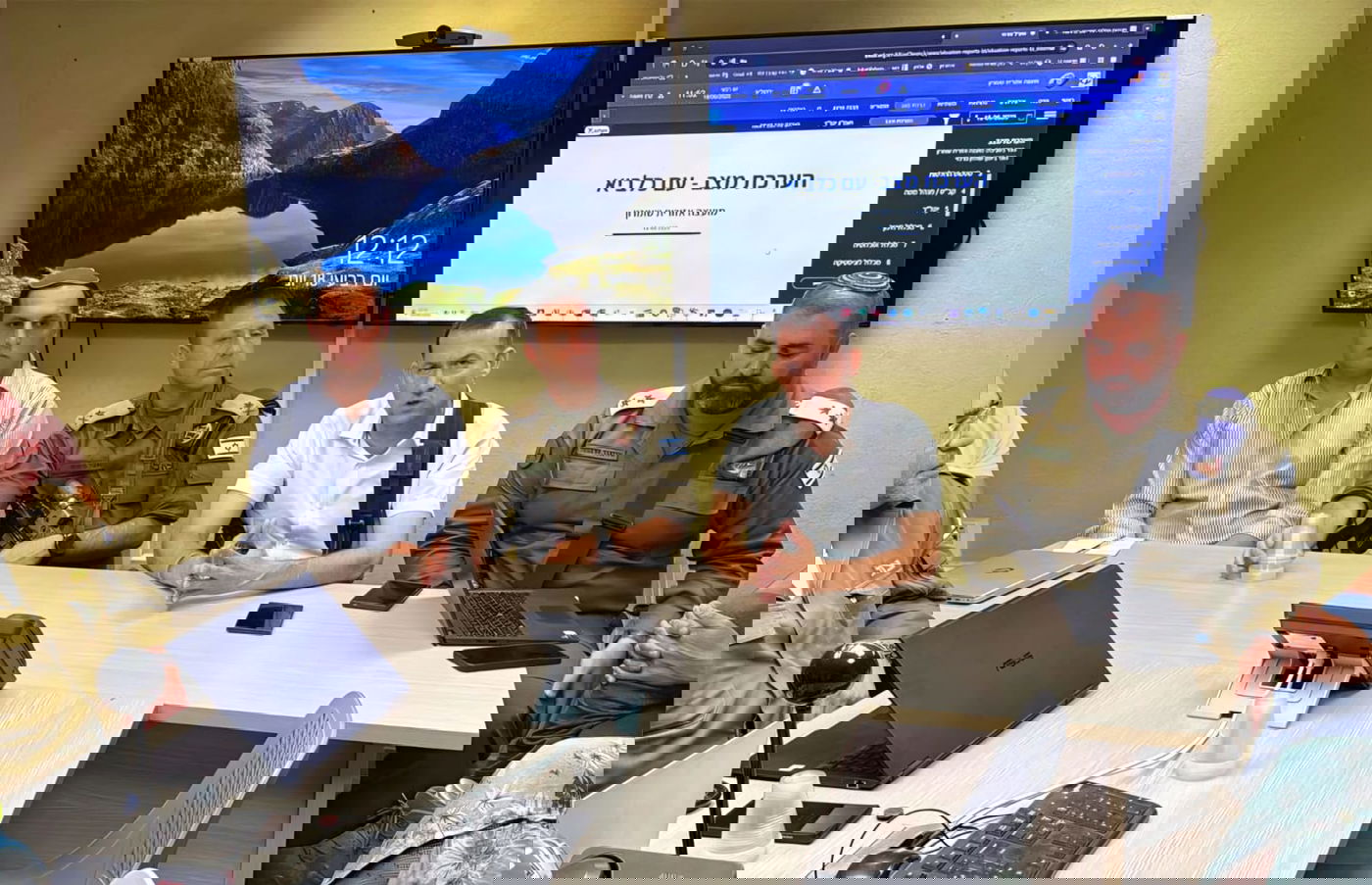 אלוף פיקוד המרכז עם ראש מועצת שומרון