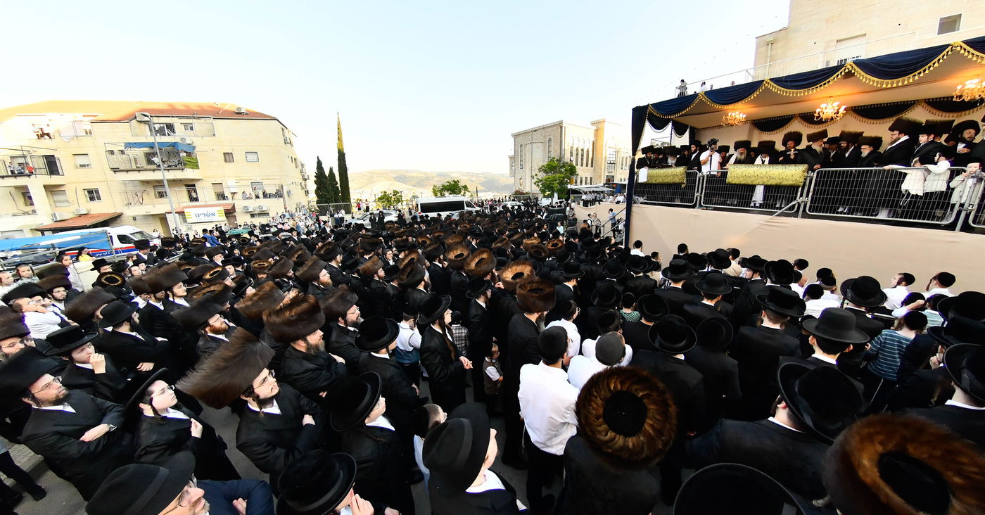 שמחת בית קרעטשניף - הארנאסטייפל - זלאטשוב - טשערקאס