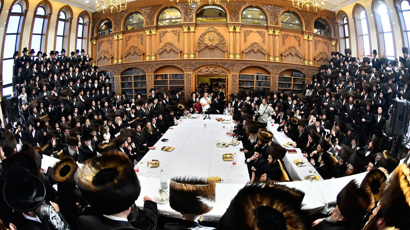 שמחת בית קרעטשניף - הארנאסטייפל - זלאטשוב - טשערקאס