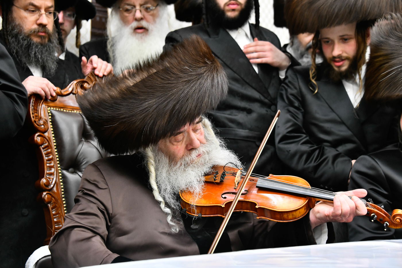 שמחת בית קרעטשניף - הארנאסטייפל - זלאטשוב - טשערקאס