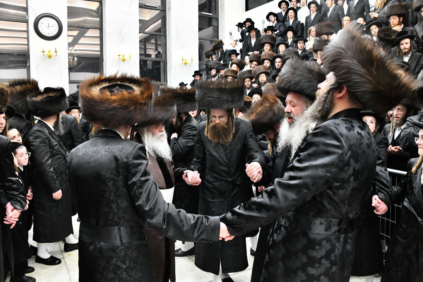 שמחת בית קרעטשניף - הארנאסטייפל - זלאטשוב - טשערקאס