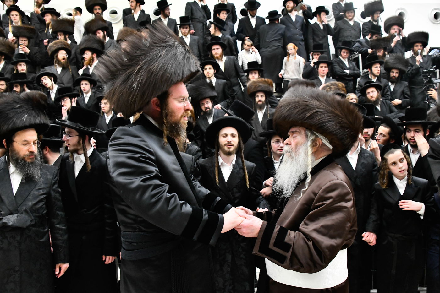 שמחת בית קרעטשניף - הארנאסטייפל - זלאטשוב - טשערקאס