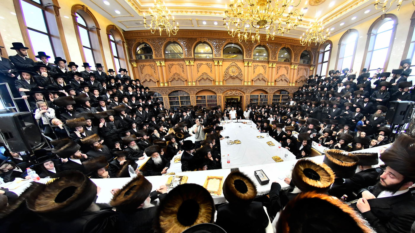 שמחת בית קרעטשניף - הארנאסטייפל - זלאטשוב - טשערקאס