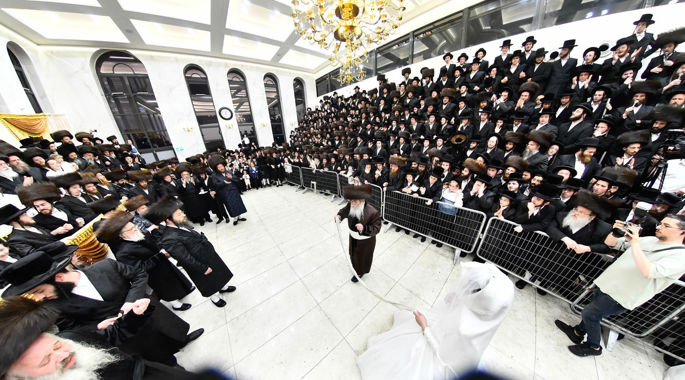 שמחת בית קרעטשניף - הארנאסטייפל - זלאטשוב - טשערקאס