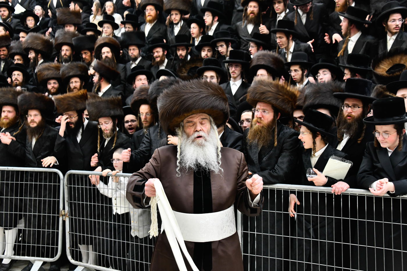 שמחת בית קרעטשניף - הארנאסטייפל - זלאטשוב - טשערקאס