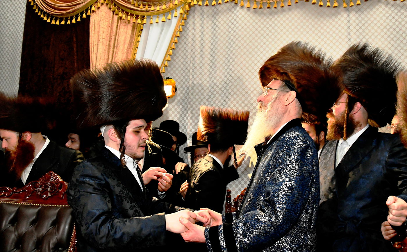 שמחת בית קרעטשניף - הארנאסטייפל - זלאטשוב - טשערקאס