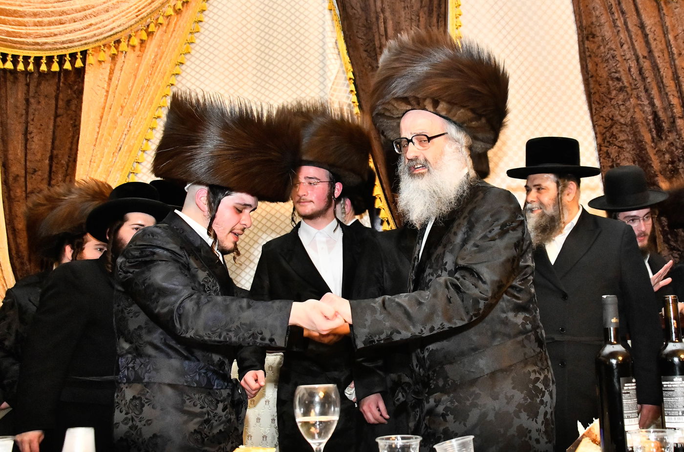 שמחת בית קרעטשניף - הארנאסטייפל - זלאטשוב - טשערקאס