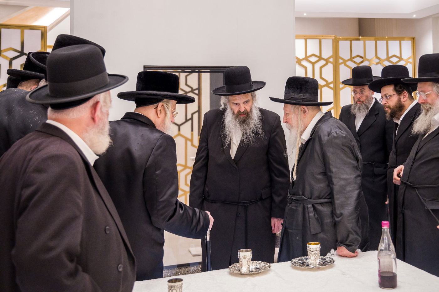 האדמו"ר ממונקאטש בביקור אצל האדמו"ר מגור